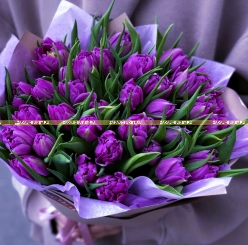 Букет из пионовидных фиолетовых тюльпанов  фото 1