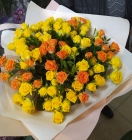  Букет из желто- оранжевых роз 