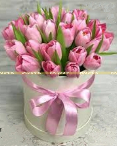 Розовые тюльпаны в коробке  фото 1