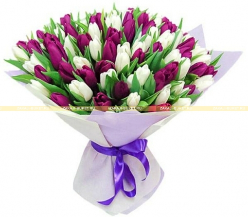 Букет из фиолетовых и белых тюльпанов фото 1