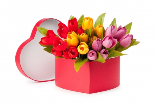 Тюльпаны в коробочке "Cердце" фото 1